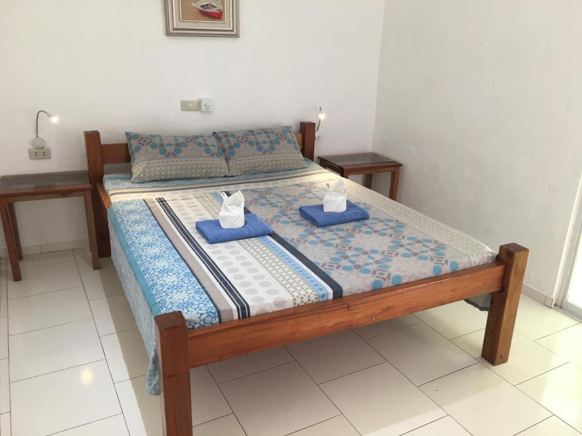 Alona Gecko Inn Panglao Bagian luar foto