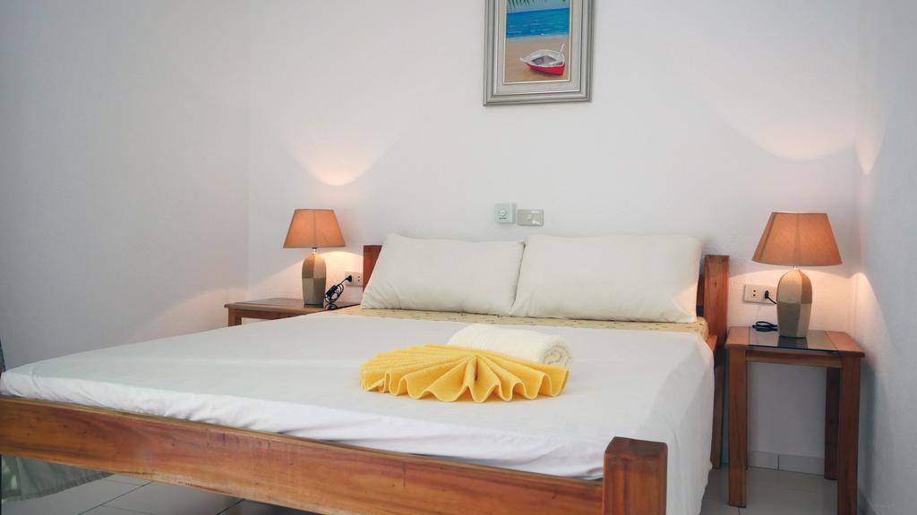 Alona Gecko Inn Panglao Bagian luar foto