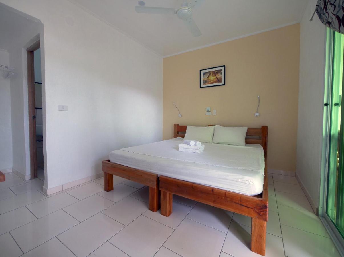 Alona Gecko Inn Panglao Bagian luar foto